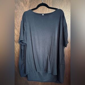 Lululemon Back in Action Short Sleeve Shirt *Nulu
Black